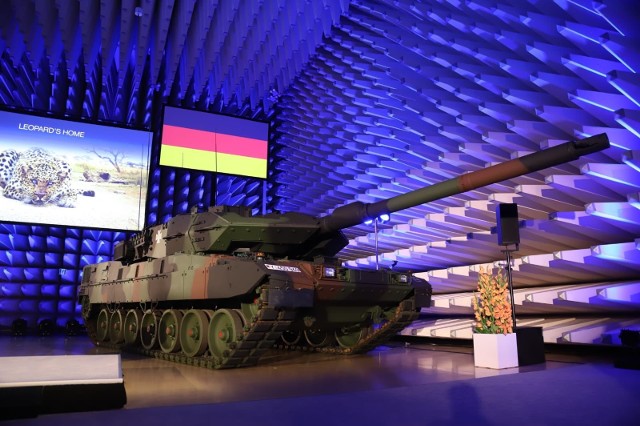 Masa bojowa Leoparda 2A7 wzrosła do ok. 64 ton. Jest to obecnie poziom rekordowy dla czołgów używanych przez niemiecką Bundeswehrę.