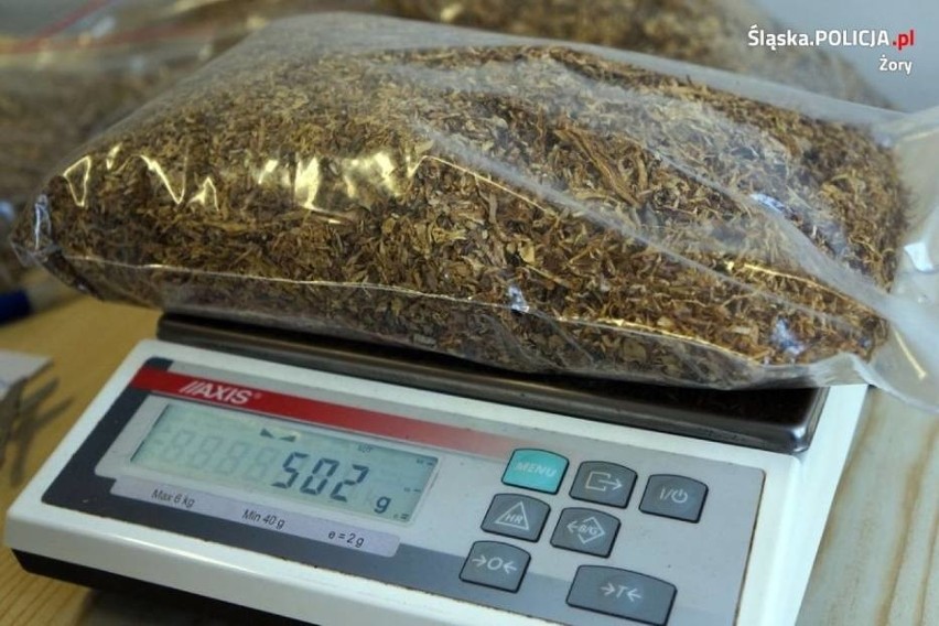 Żory: 24-latek zatrzymany za nielegalny tytoń - miał go 70 kg i 3000 papierosów!