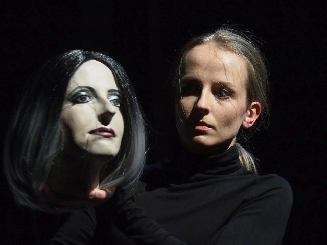 Natalia Sakowicz w wielokrotnie nagradzanym monodramie "Pobudka"