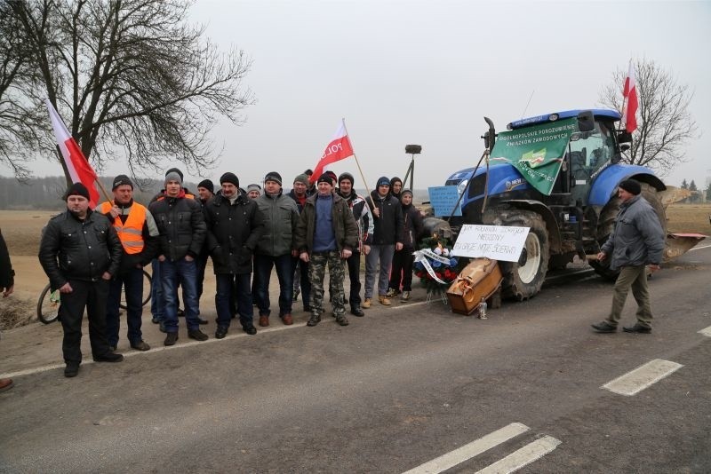 DK 19 odblokowana. Rolnicy ruszają na Warszawę (zdjęcia)