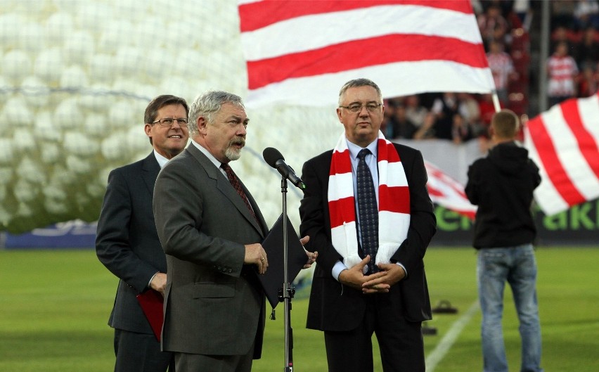 Udziałowcy spółki MKS Cracovia:...