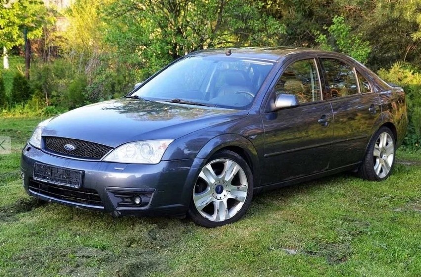 Ford Mondeo 2.5, benzyna, 2003 rok. Samochód przywieziony z...