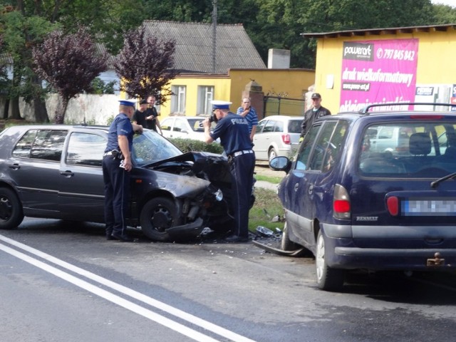 Wypadek w Jaraczewie: Pięć osób w szpitalu