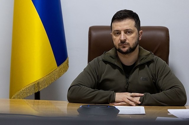 Wołodymyr Zełenski skrytykował Amnesty International za brak reakcji na rosyjski ostrzał elektrowni atomowej w Zaporożu