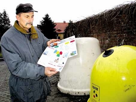 - Każdy właściciel posesji otrzyma kolorowe worki na odpady - mówi Jan Krzywonos z Przeworskiej Gospodarki Komunalnej.
