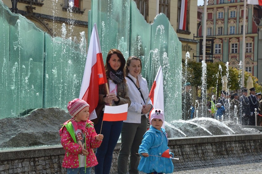 Obchody Dnia Flagi Rzeczypospolitej Polskiej na wrocławskim...