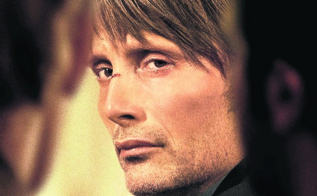 Świetny występ w filmie "Polowanie" zanotował Mads Mikkelsen.