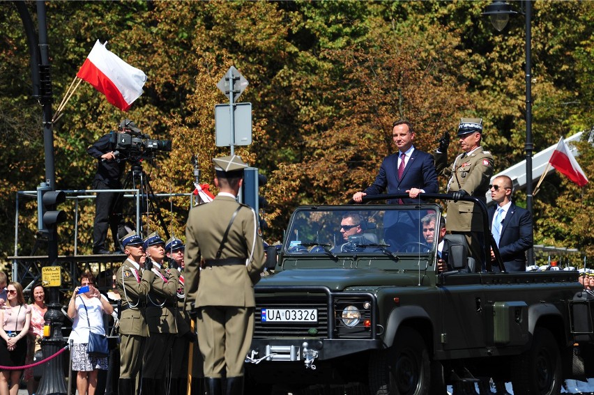 Defilada wojskowa w Warszawie 2015