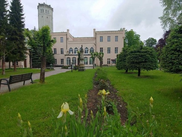 Gmina postanowiła sprzedać pałac. Była tu letnia rezydencja królów pruskich. To perełka w Dolnie Pałaców i Ogrodów Kotliny Jeleniogórskiej