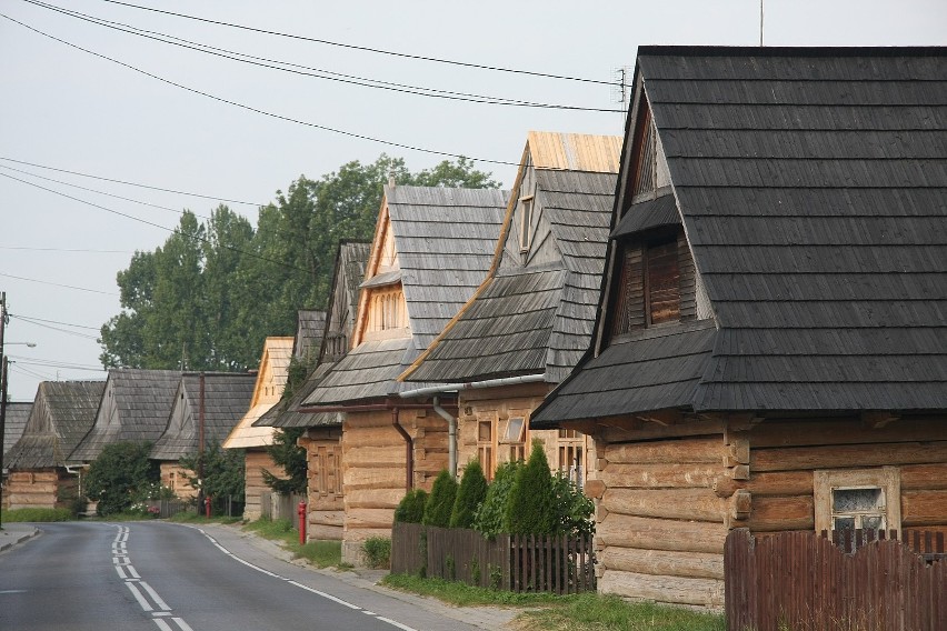 Centrum wioski, nazwane starym Chochołowem, należy do Szlaku...