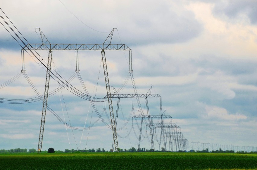 Enea Operator planuje liczne wyłączenia prądu między 21 a 25...