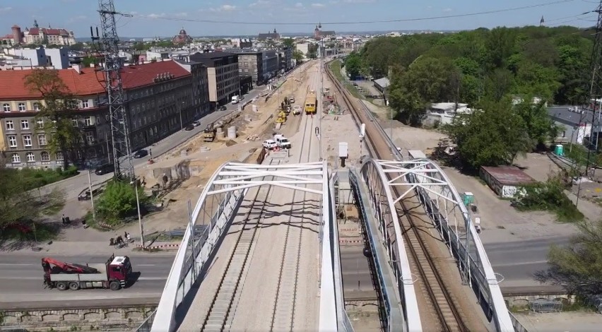 Kraków. Powrót do "normalności" na kolei w centrum miasta. Będą zmiany [ZDJĘCIA]