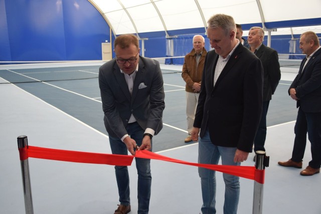 Oficjalnego otwarcia nowego obiektu sportowego dokonał Radosław Witkowski, prezydent Radomia.