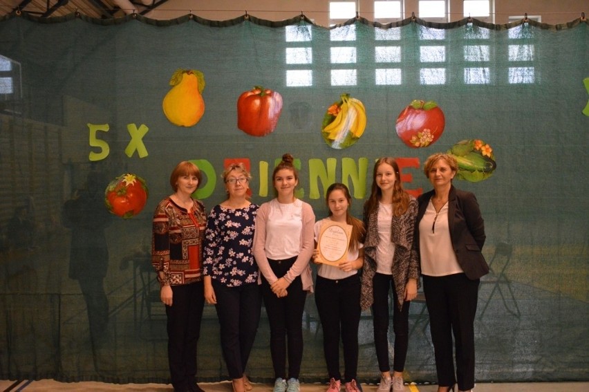 Uczniowie Szkół Podstawowych z gminy Staszów rywalizowali w turnieju i olimpiadzie