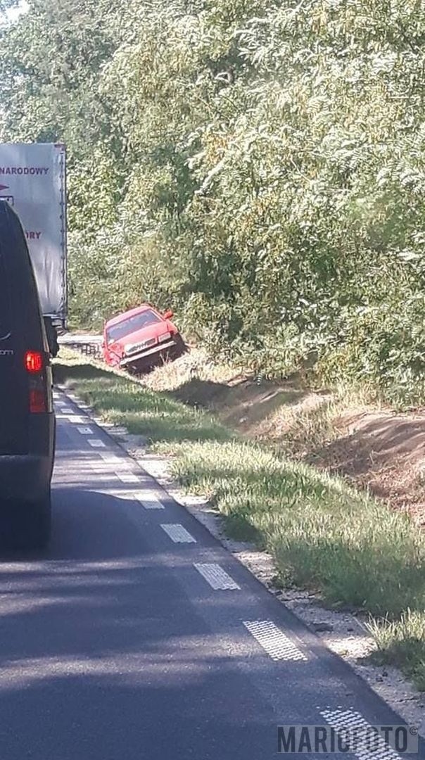 Audi zderzyło się z seicento na drodze wojewódzkiej 463 w Krasiejowie 