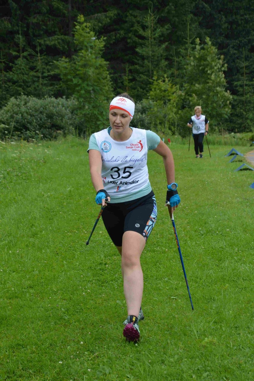 Kościelisko. Ścigali się w zawodach Nordic Walking. Wystartowała też Krystyna Guzik [ZDJĘCIA]