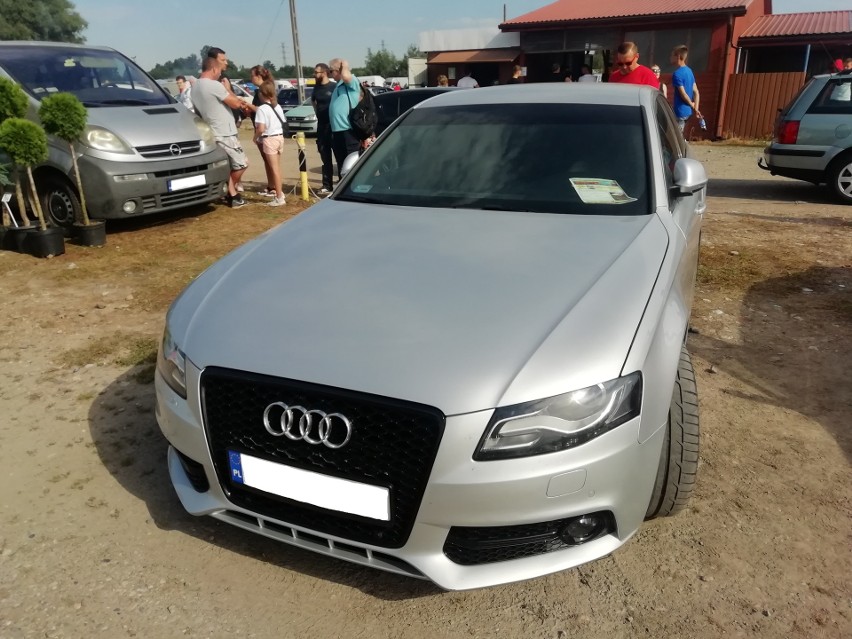 Audi A4 quatro. Pojemność silnika:3.2. Rok produkcji: 2008....