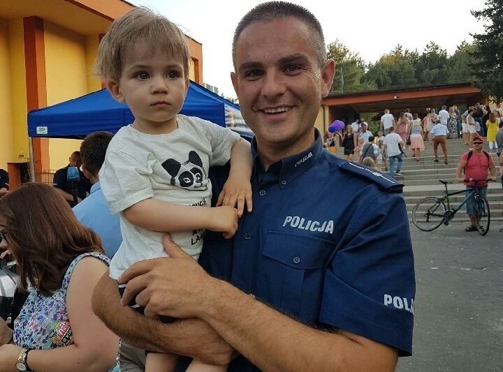 Policjanci na Dniach Wolbromia uczyli dzieci i młodzież bezpieczęństwa
