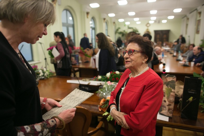 Jubileusz 60-lecia pracy naukowej prof. Doroty Simonides,...