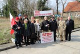 Pikieta w Tczewie. Protestowano  przeciwko umarzaniu kontrowersyjnych spraw  [ZDJĘCIA] 