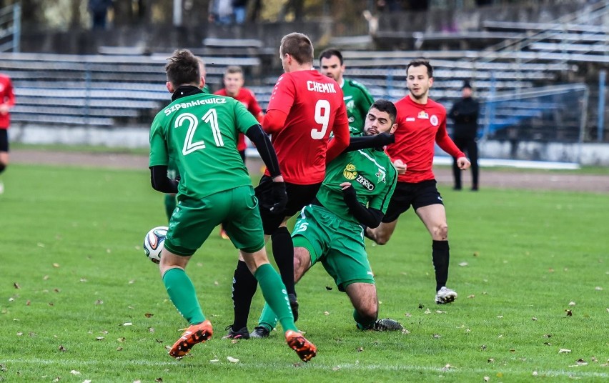 Legia Chełmża przegrała z liderem IV ligi - Chemikiem Bydgoszcz [GALERIA]