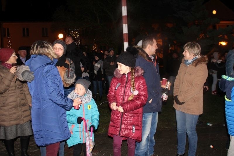 Radziejów - rynek, sylwester i Nowy Rok - szampańska zabawa,...