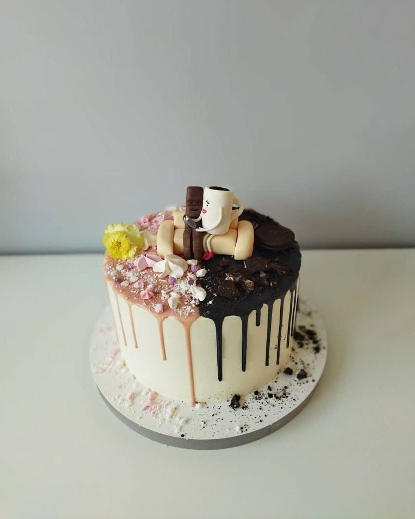 Tort walentynkowy - zdjęcia. Najlepsze romantyczne torty z okazji walentynek dla kobiety i mężczyzny