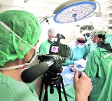 Wrocław: W szpitalu na Borowskiej zamontowano kamery na bloku operacyjnym. Część lekarzy oburzona...