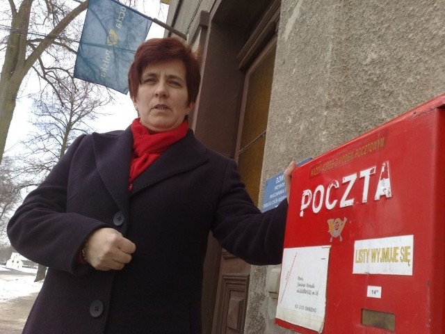 Poczta Polska będzie przekształcać urzędy w agencję. Tego najbardziej boją się klienci.