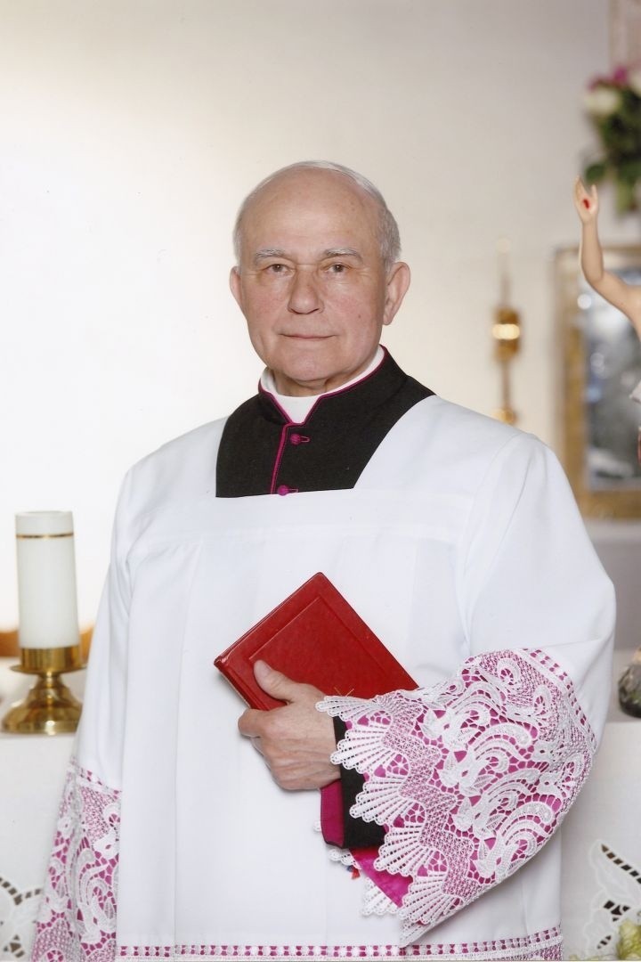 Nie żyje ksiądz Marian Zalesko. Był proboszczem w kilku podlaskich parafiach