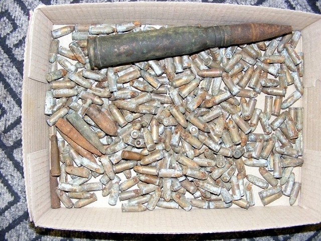 Zabezpieczona amunicja, która należała do jednego z mieszkańców gminy Grębów.