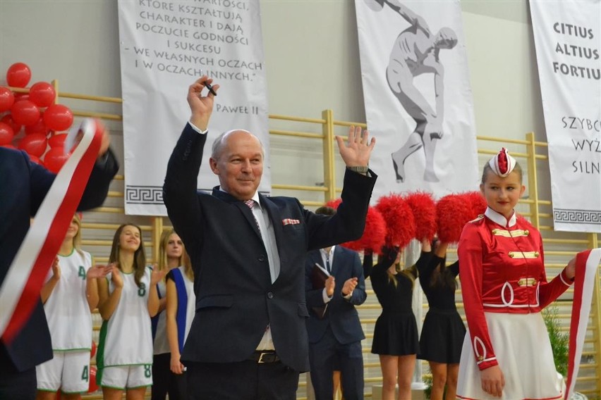 Częstochowa: Liceum Biagańskiego ma nową halę sportową!