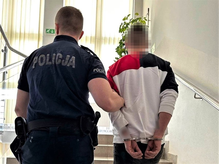 Dwie godziny wcześniej 27-latek został zwolniony z policyjnego aresztu w Kartuzach. Od razu wpadł w Kościerzynie