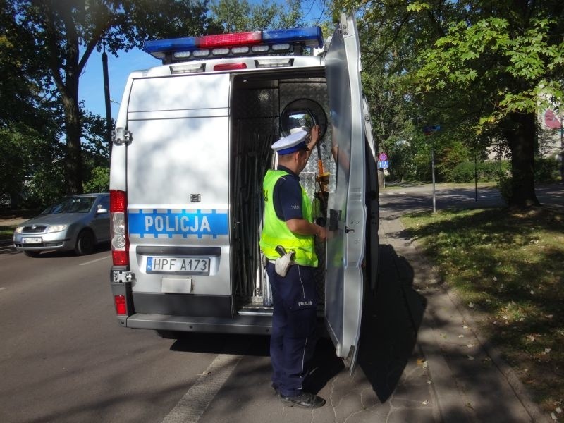 Wypadek na ul. Lutomierskiej. Potrącony rowerzysta [ZDJĘCIA]