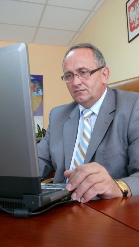 Marian Kosowicz, prezes Siarkopolu Grzybów, podjął decyzję o redukcji zatrudnienia. Obejmie ona około 100 osób.