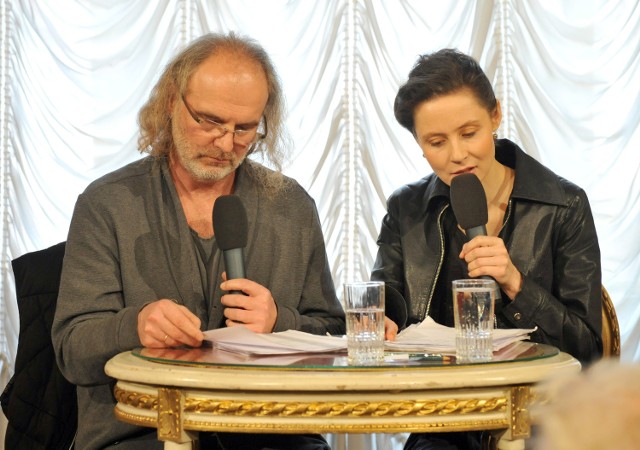 Natalia Strzelecka i Paweł Kruszelnicki czytali poezję Merwina