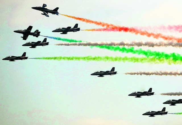 Gwiazdą tegorocznych pokazów lotniczych na Sadkowie będzie włoski zespół Frecce Tricolori latający na samolotach MB-399.