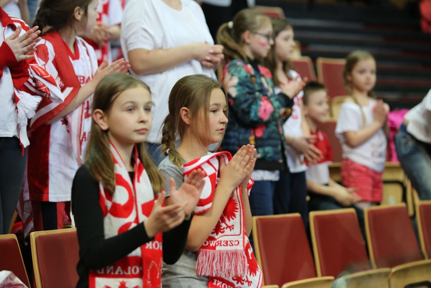 Polska - Czechy. Piłka ręczna wróciła do Spodka [ZDJĘCIA...