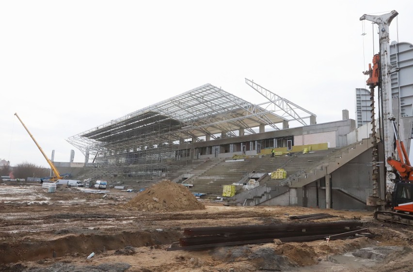 Stadion Radomiaka ma być gotowy do użytku do 31 maja.