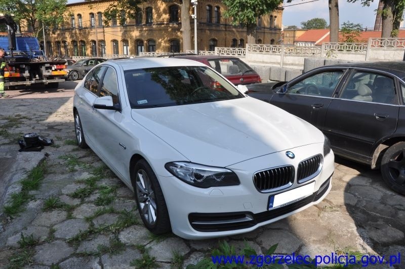 Wziął kluczyki z salonu i ukradł BMW warte 140 tys. zł [ZOBACZ]