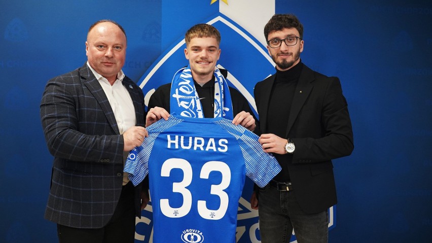 Ruch Chorzów potwierdził transfer Mike'a Hurasa z VfB Stuttgart. Zawodnik podreślał, że od małego kibicuje "Niebieskim"