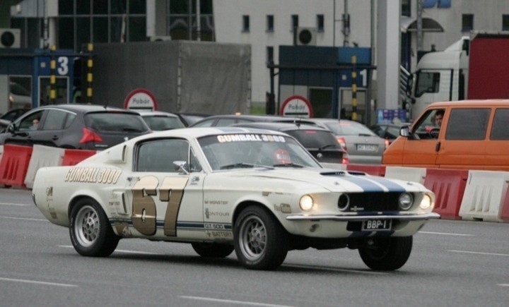 Gumball 3000 na A4. Mysłowice Brzęczkowice