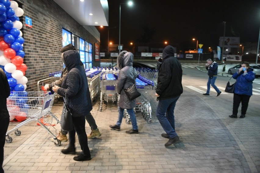 W środę, 8 grudnia, punktualnie o godz. 6:00, otwarto nowy...