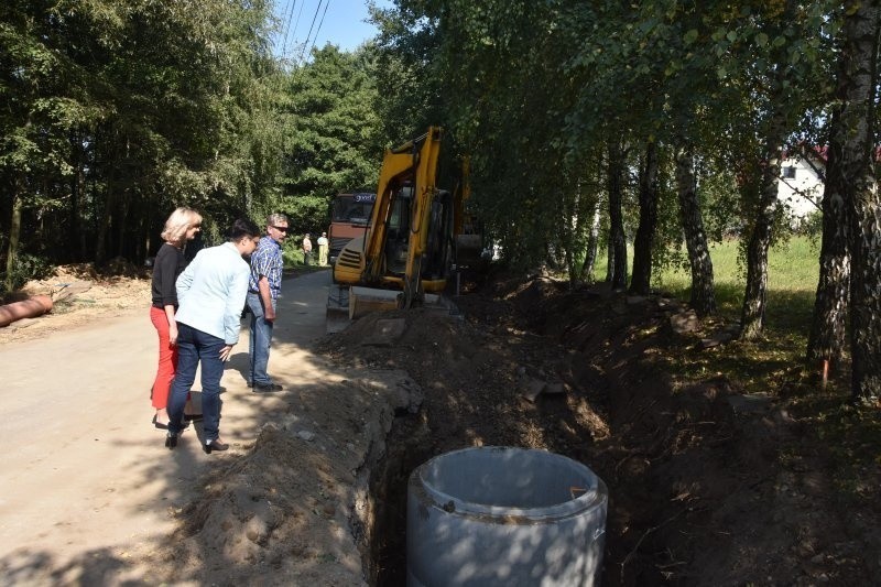 Droga Trąbki - Łazany (gmina Biskupice, powiat wielicki)...