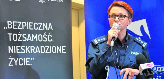 Inspektor Anna Kuźnia z Komendy Głównej Policji przypomniała statystyki dotyczące kradzieży tożsamości.