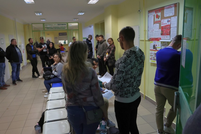 Akcja krwiodawstwa w Tarnobrzegu na 55-lecie Klubu Honorowych Dawców Krwi PCK „Barbórka”. Zobacz zdjęcia i film