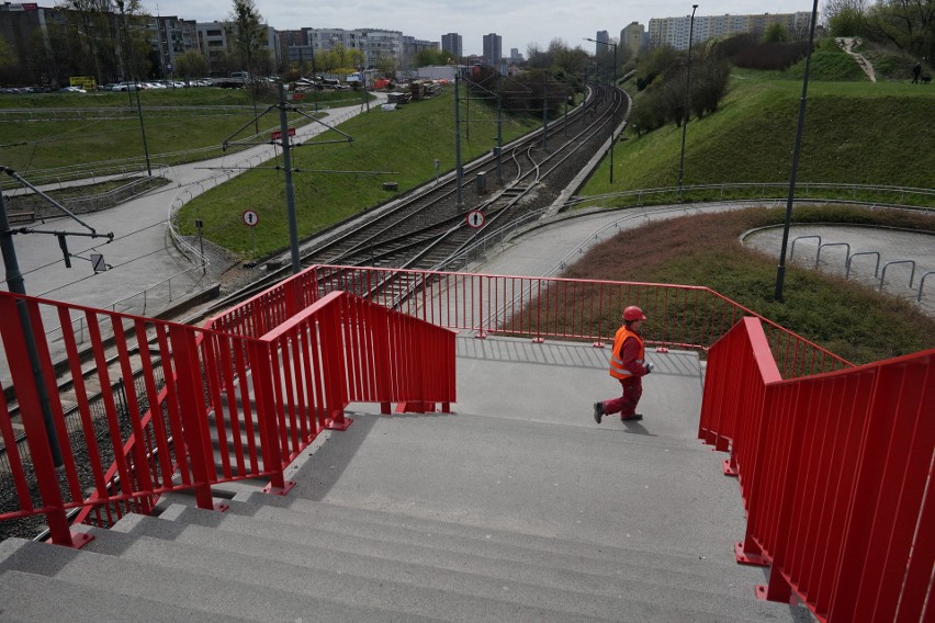 Remont wiaduktu nad przystankiem PST Szymanowskiego powoduje...