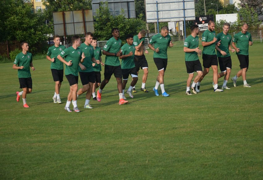 PKO BP Ekstraklasa. Poniedziałkowy trening Radomiaka na bocznym boisku przy Struga (ZDJĘCIA)