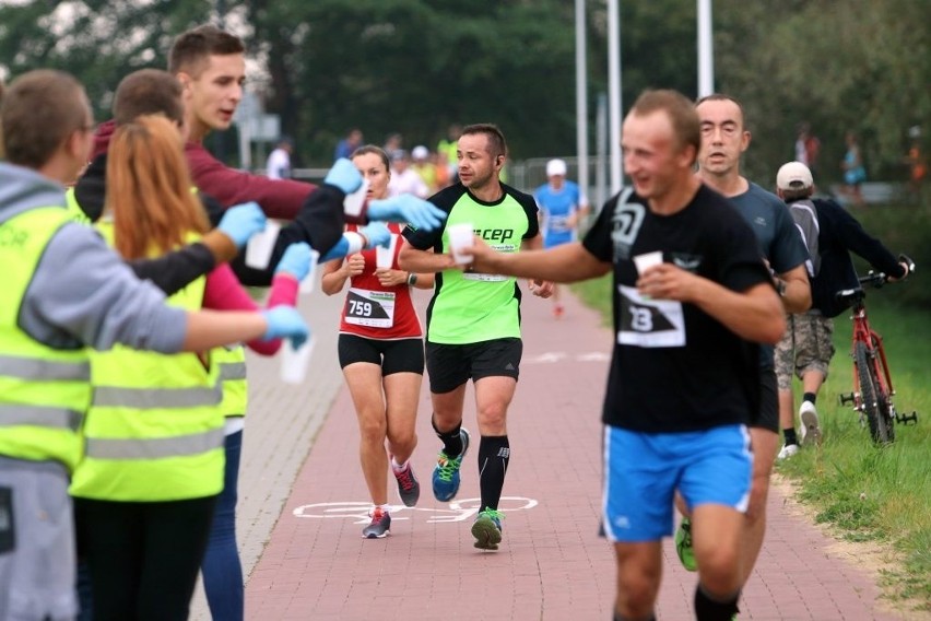 Pierwsza Dycha do Maratonu nad Zalewem Zemborzyckim