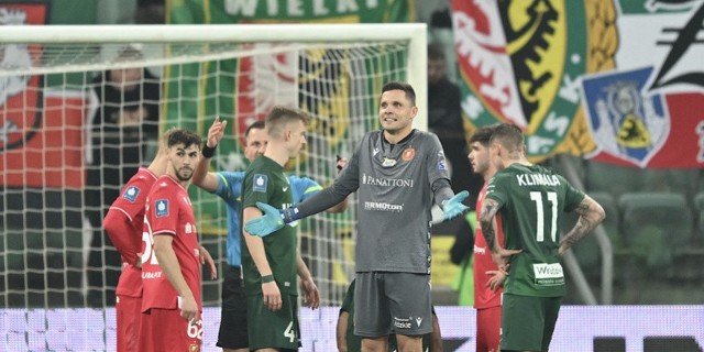 Nowy lider PKO Ekstraklasy. Legia pogrążona w kryzysie. Co się działo w 23. kolejce?